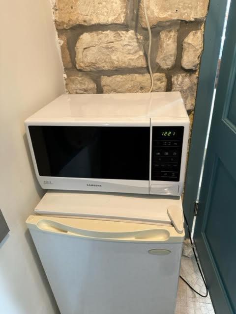 בית האבן העתיק מ-1885 עם מגונית פרטית בחצר Rosh Pinna Esterno foto